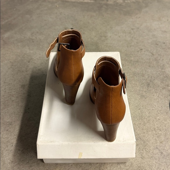 Brand new Anthropologie - Billy Ella - Brown Leather Ankle Boots - Picture 4 of 11